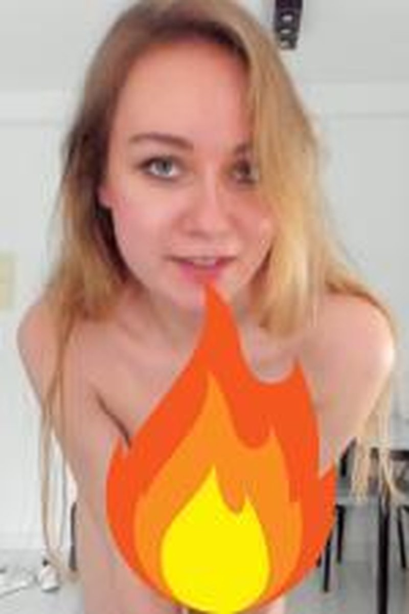 Emasculation Fantasy - Screenshot 1 of 4 - Blonde Hair (Female)