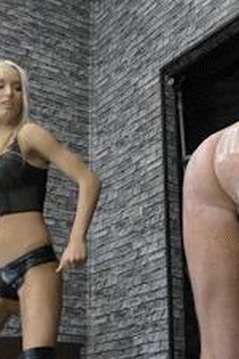 Strokes and Screams - Screenshot 1 of 4 - Femdom