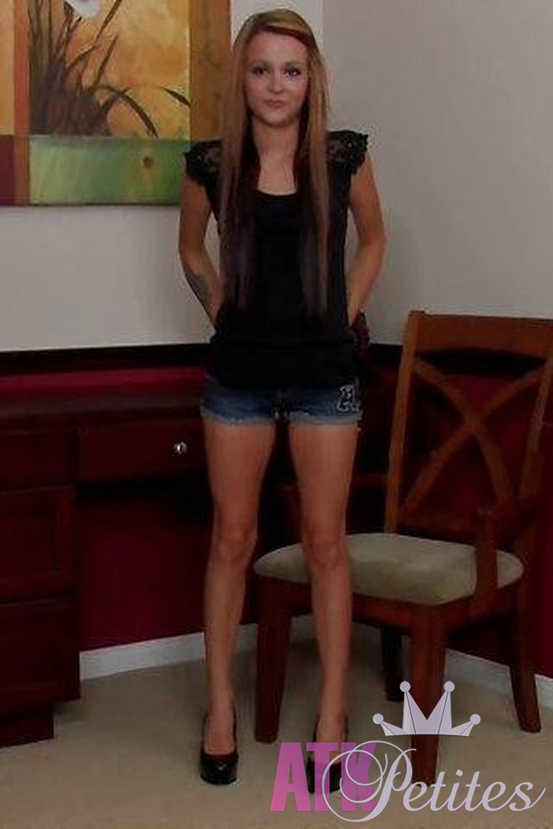 Laney Boggs - Interview - Screenshot 1 of 4 - Laney Boggs