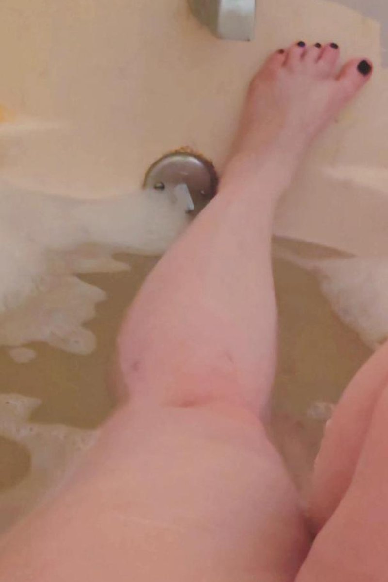 Playing Around - Screenshot 1 of 4 - Bush Fetish