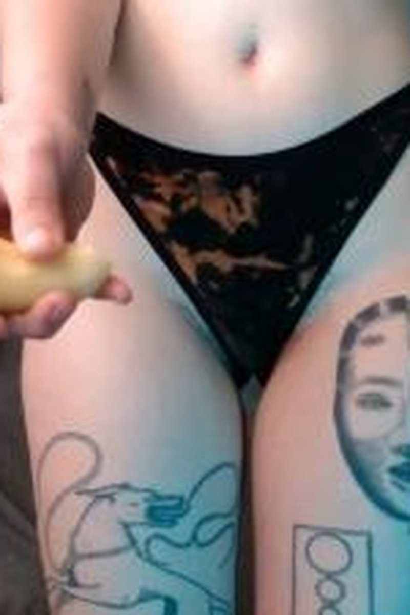 First Time Figging - Screenshot 1 of 4 - 20-23 Years Old