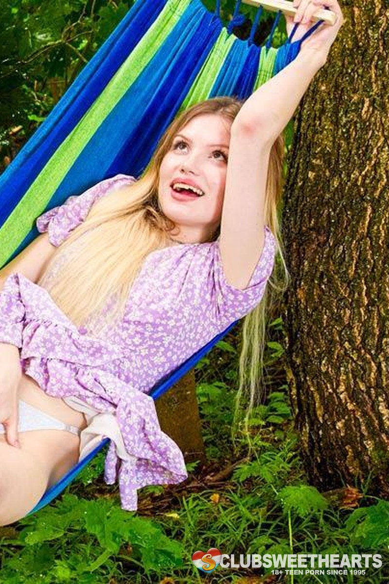 ClubSweethearts – Hammock Day 2026