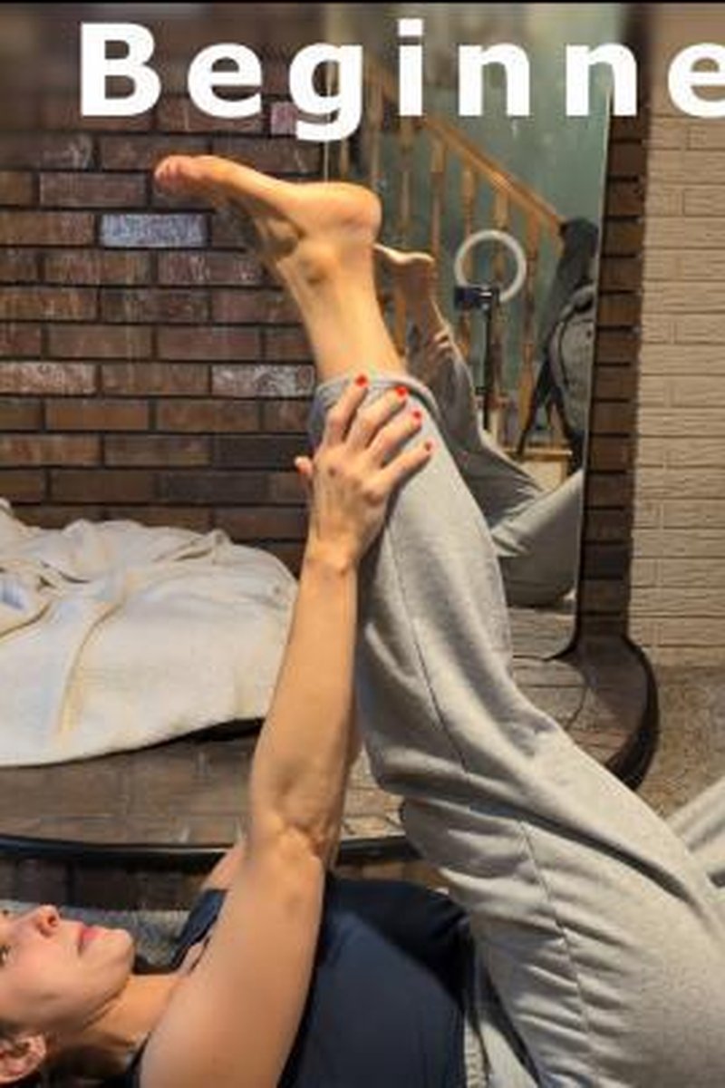 Beginner Yoga Session 2 - Screenshot 1 of 4 - Flexible