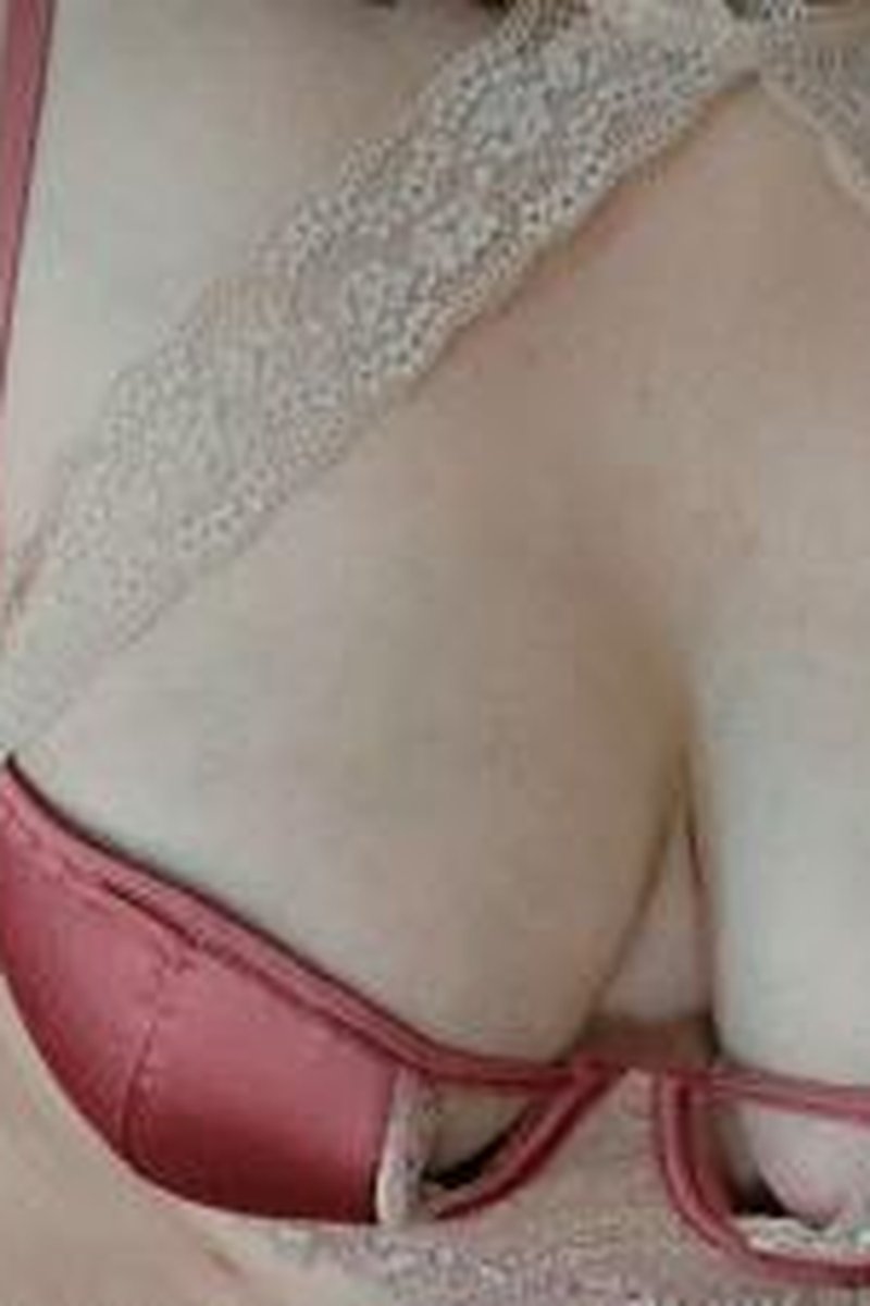 Weak For Tits - Screenshot 1 of 4 - Addiction Fetish