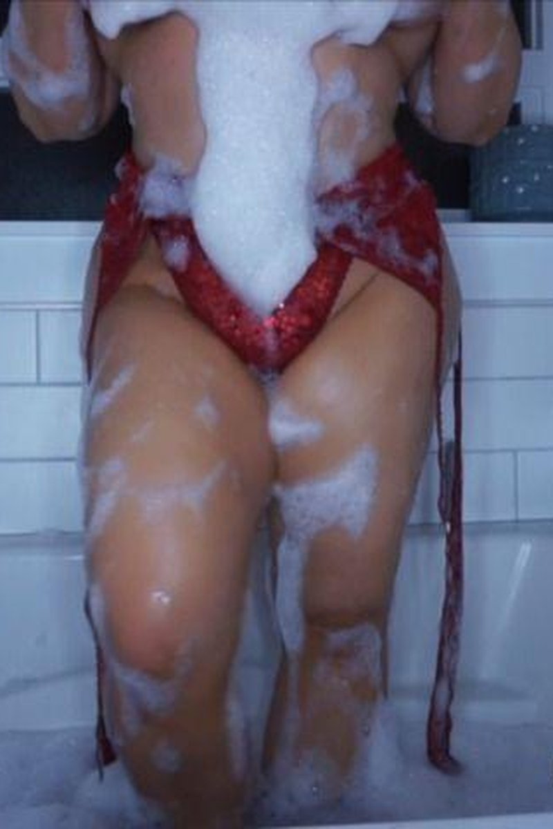 Yummy - Screenshot 1 of 4 - Ass Worship
