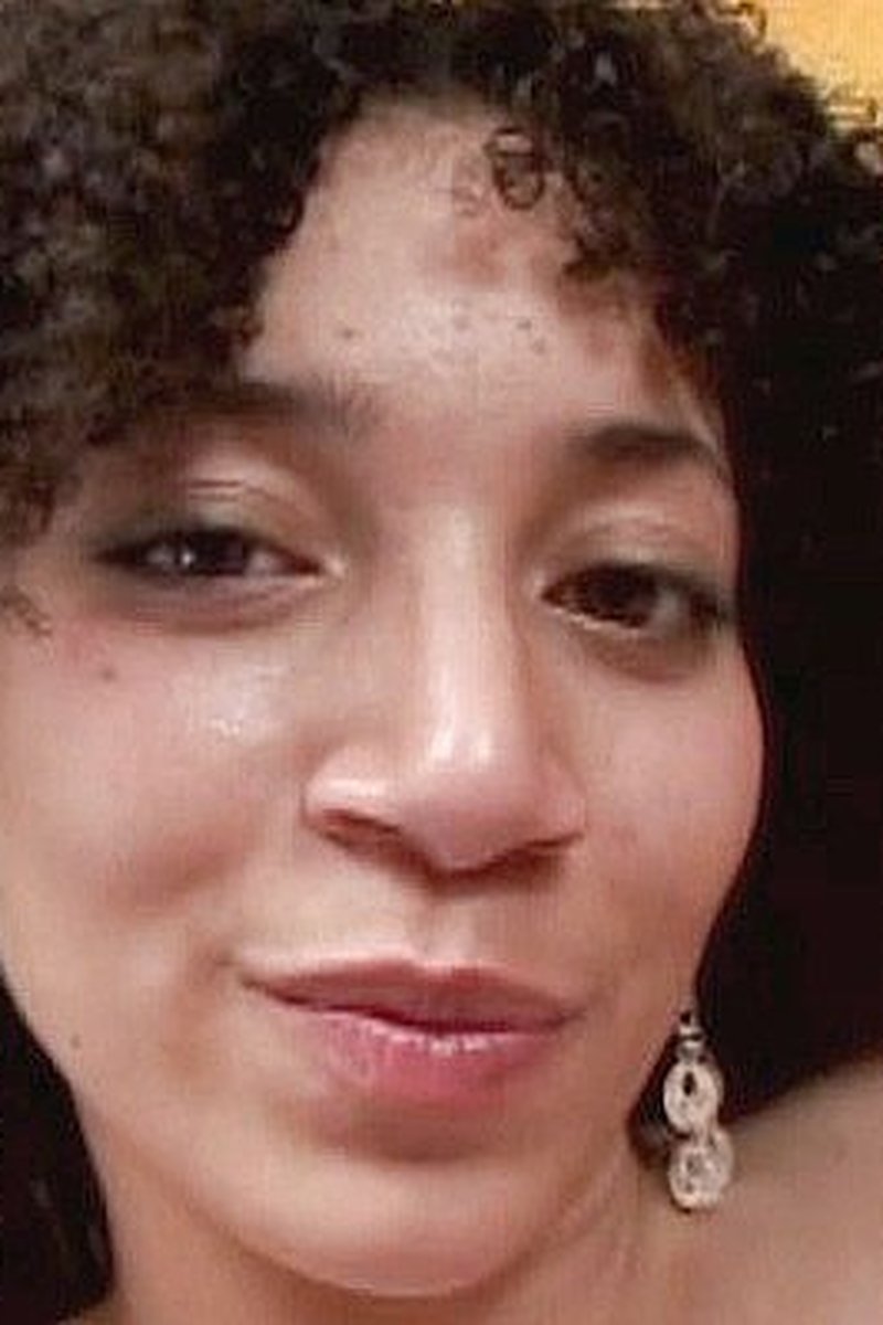 Big Assholes Slut Sabara Takes a Load - Screenshot 1 of 4 - Brown Hair