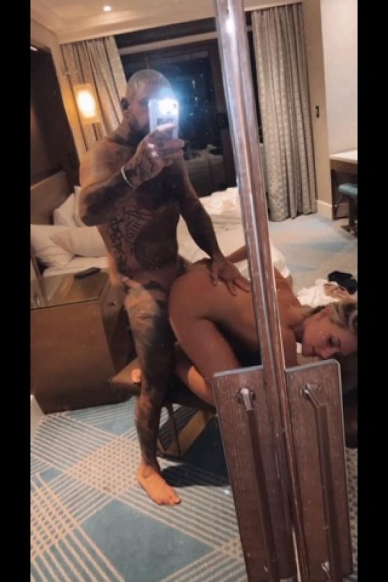 Tinder Date Hookup - Screenshot 1 of 4 - Amateur