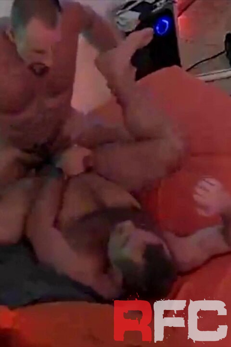 @Powerdickxxx - Screenshot 1 of 4 - Big Muscle Guys