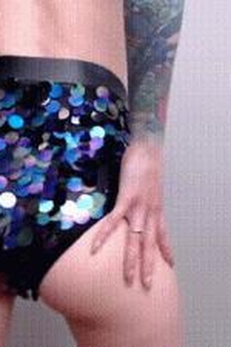Sparkly Booty **** - Screenshot 1 of 4 - Ass Fetish