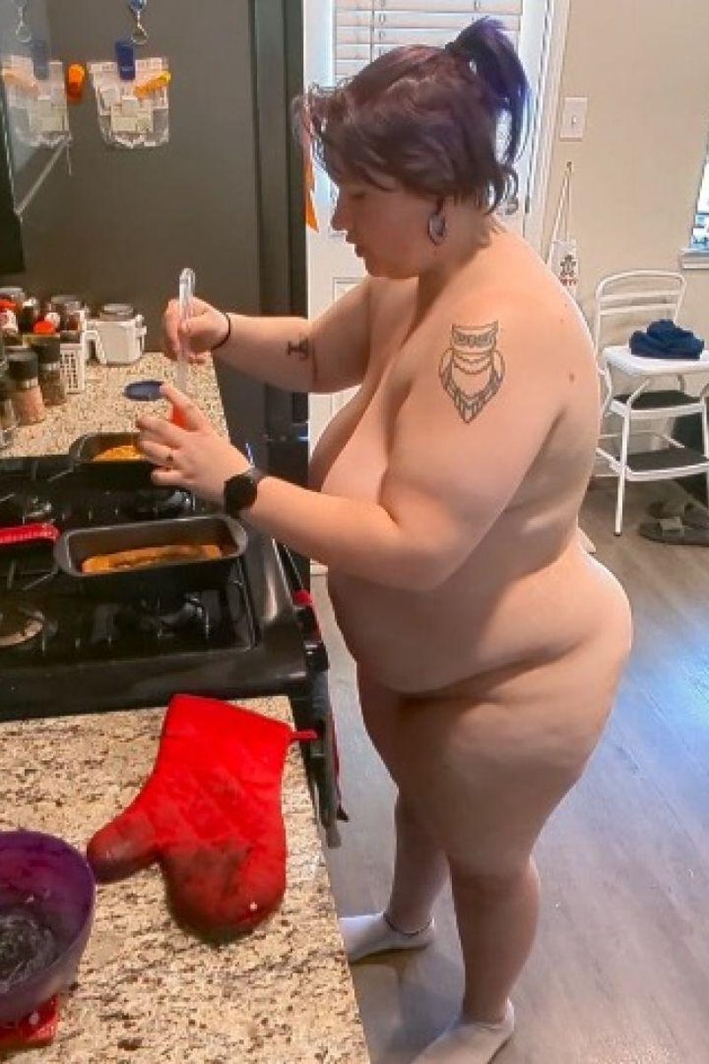 Strip Baking - Screenshot 1 of 4 - BBW