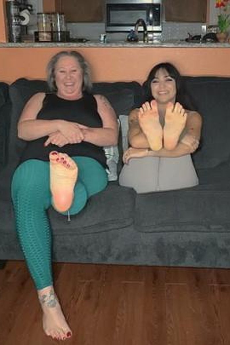 TP-manyvidsphoenixstacy-foot-joi-with-cum-countdown-with-sushii-xhyvette-1080p-mp4