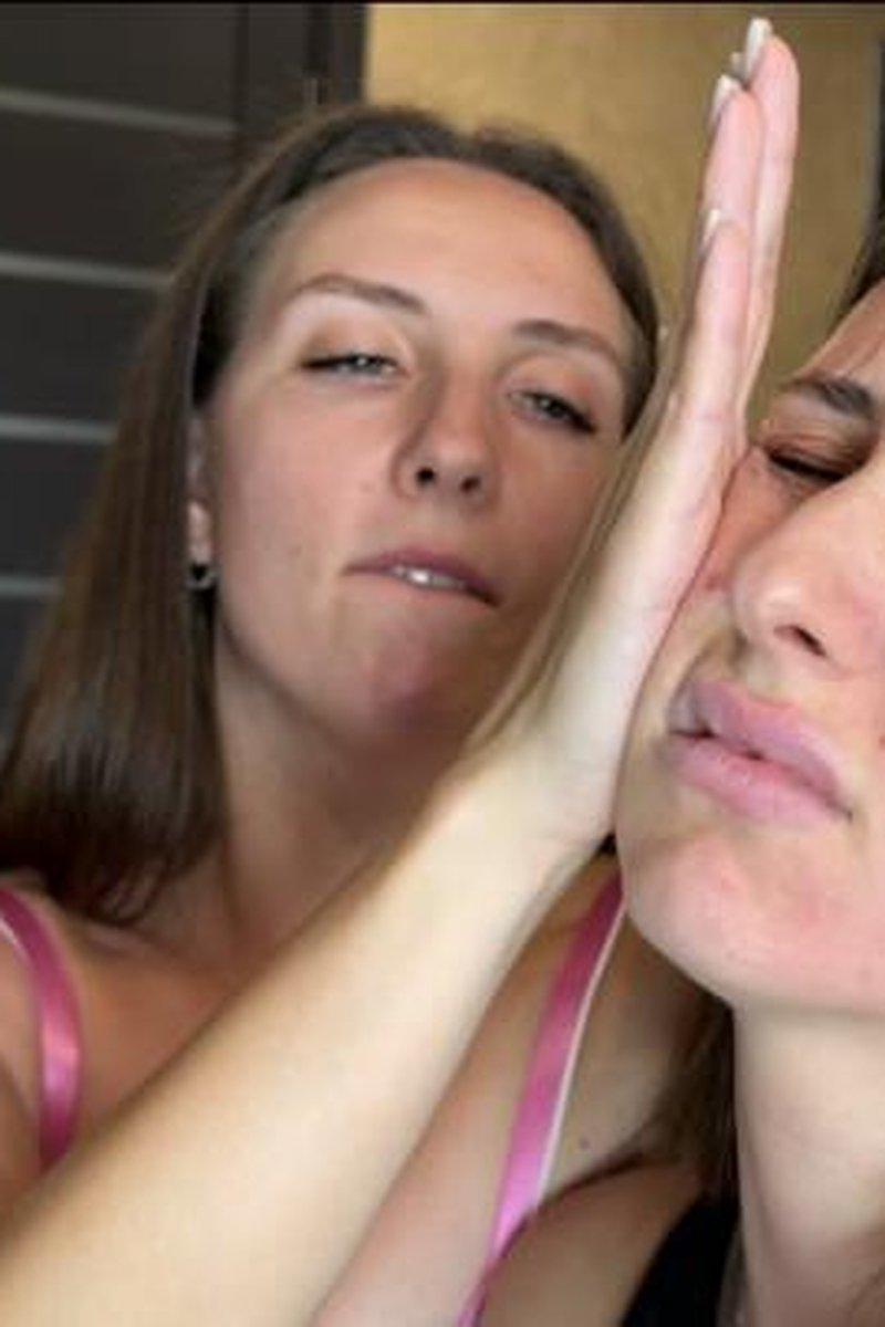 Slap Face - Beating - Screenshot 1 of 4 - Face Fetish