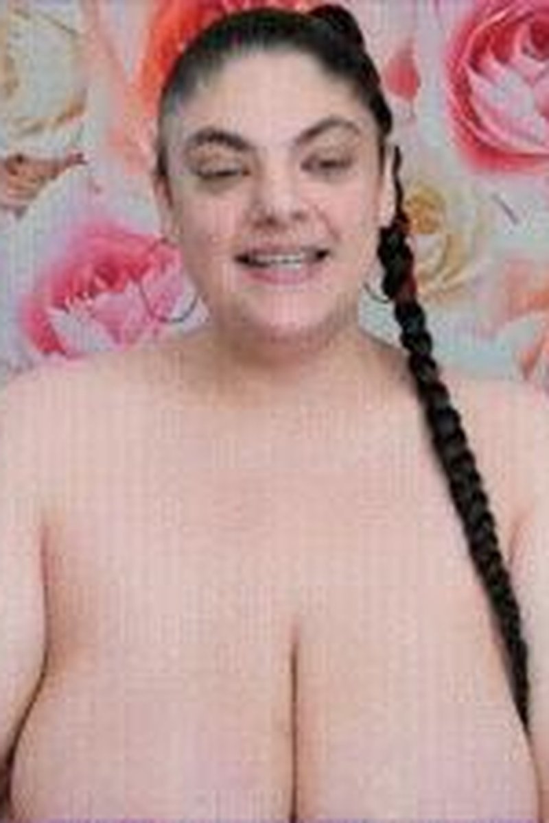 Spitting Fetish! - Screenshot 1 of 4 - Big Tits