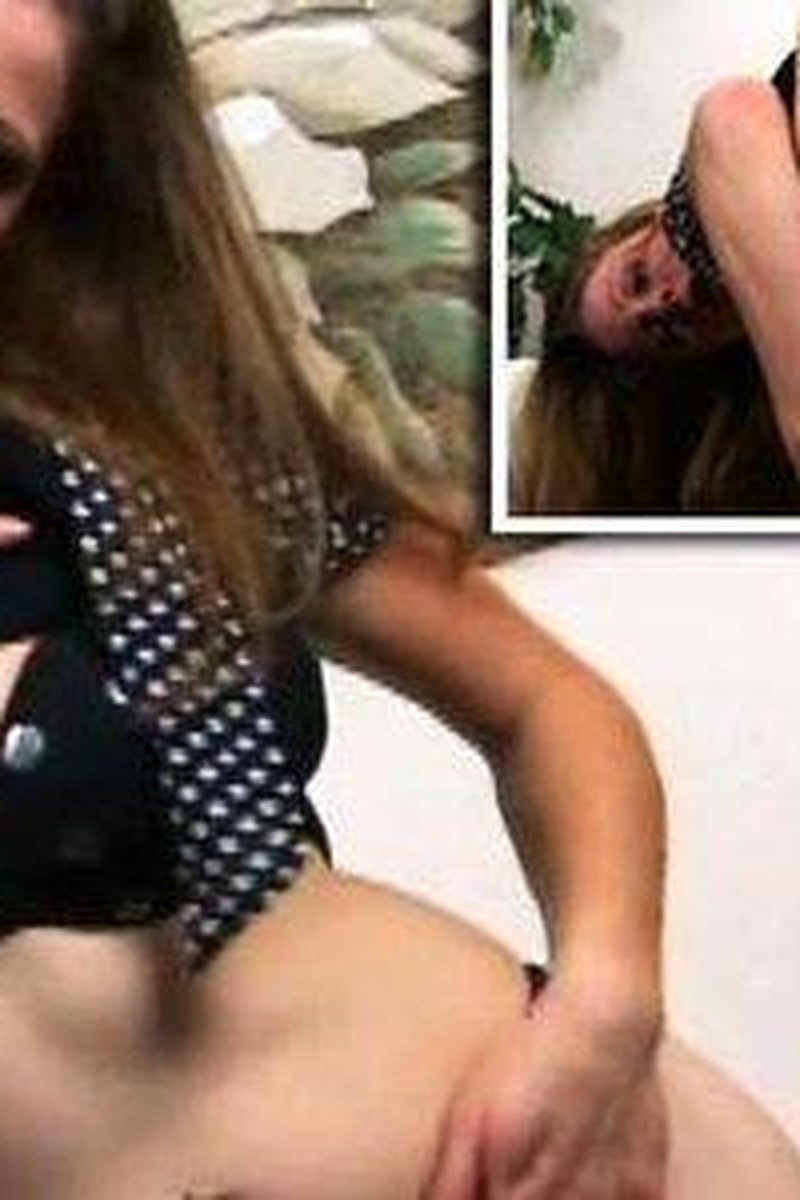 She Controls Your Orgasm - Screenshot 1 of 4 - Bitch