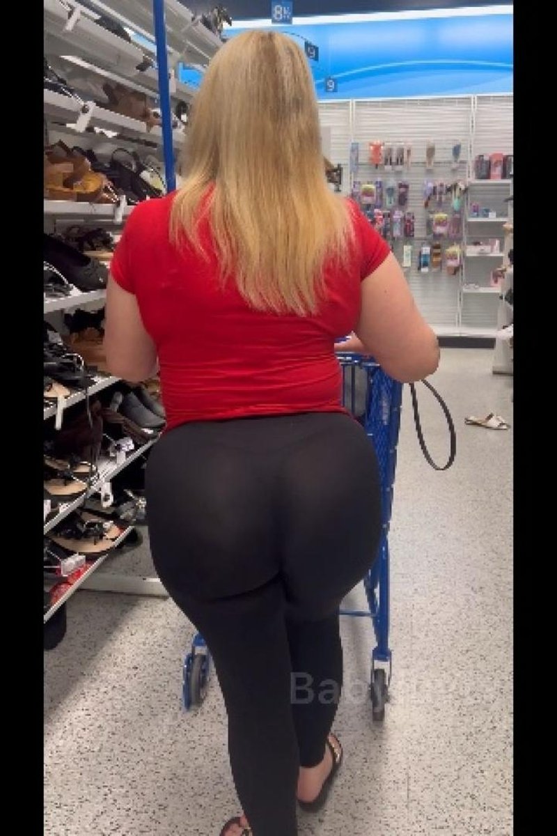Feet And Verbal Degradation - Screenshot 1 of 4 - Big Ass