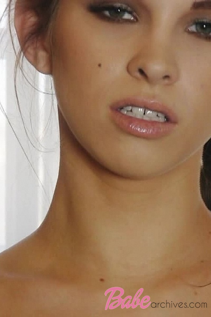 Nooky - Screenshot 1 of 4 - Sabrina Maree