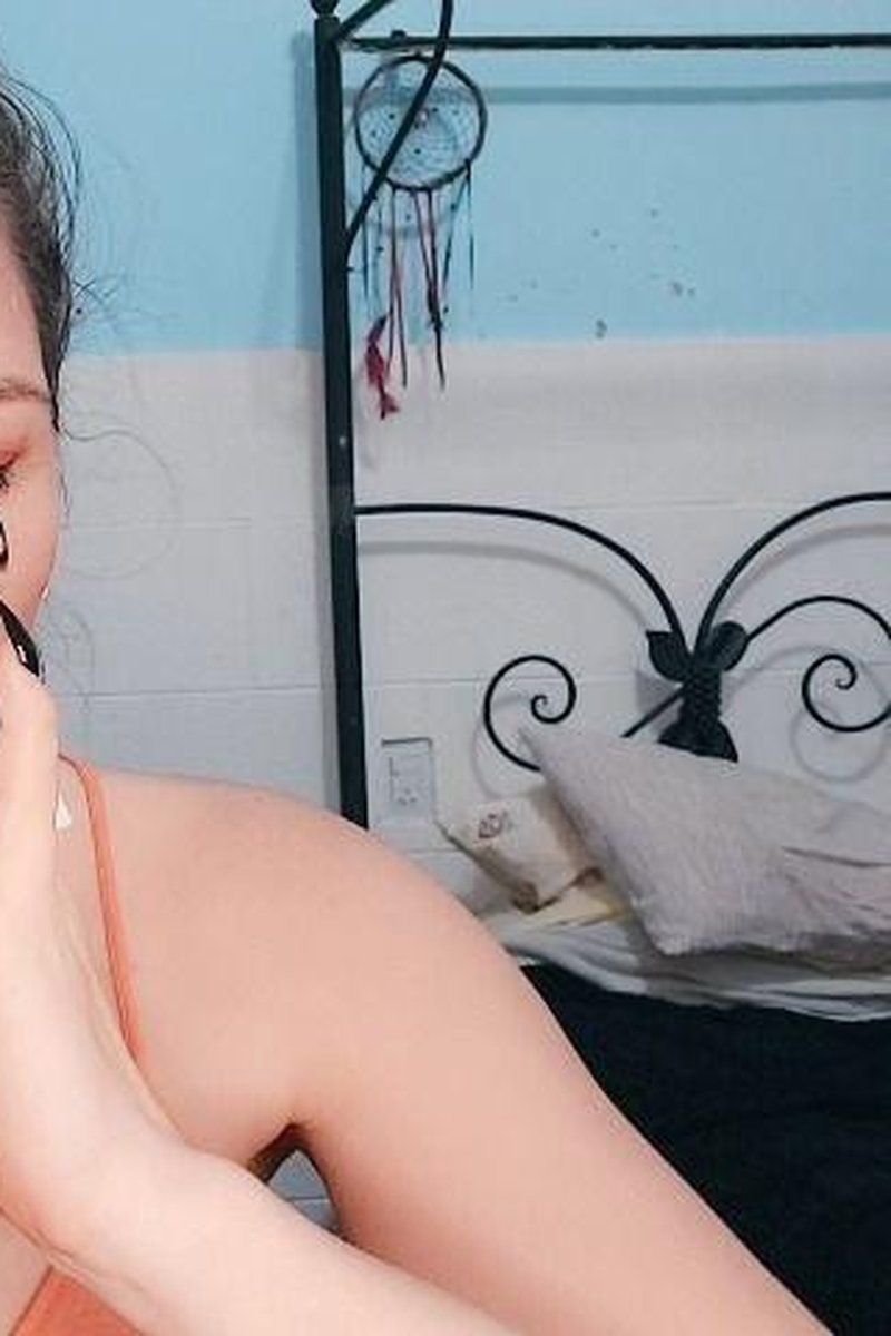 Nose Blowing - Screenshot 1 of 4 - Face Fetish