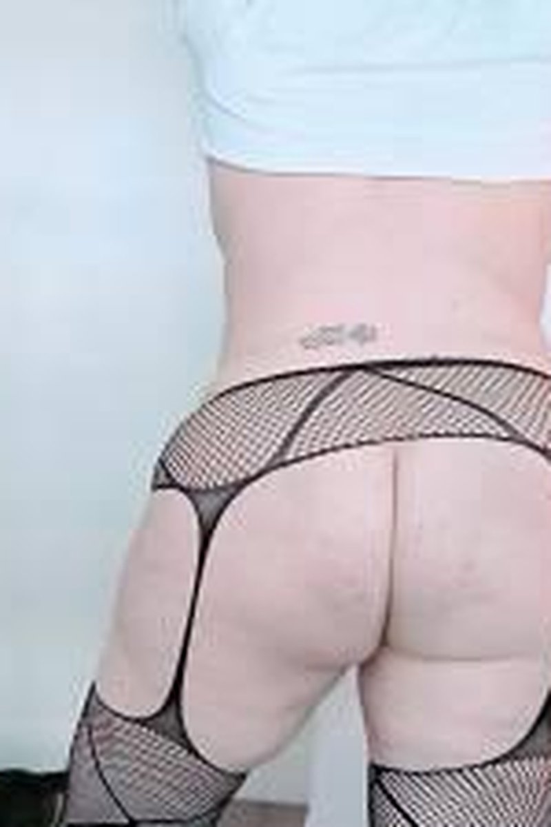 Service - Screenshot 1 of 4 - Ass For Days