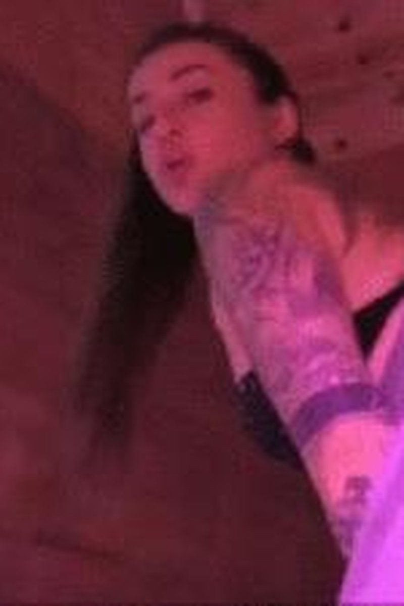Red Lights - Screenshot 1 of 4 - Ass Fetish