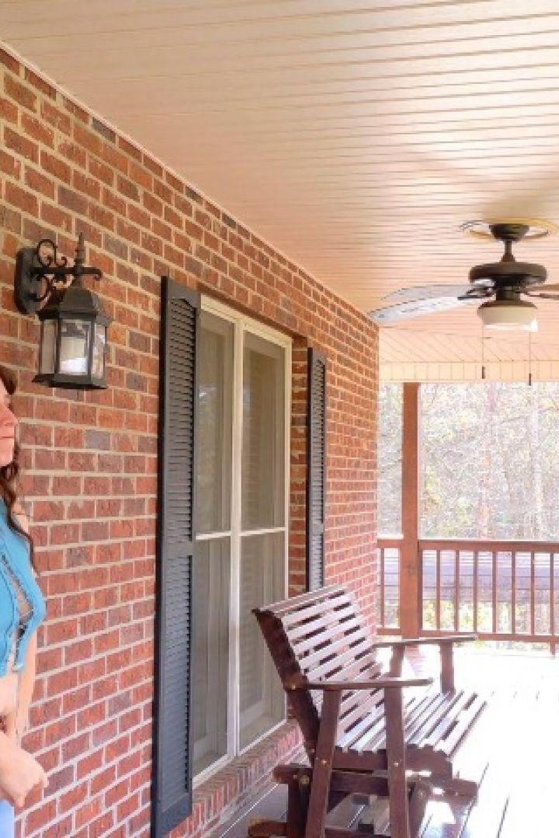 Desperate Pee - Screenshot 1 of 4 - Golden Shower