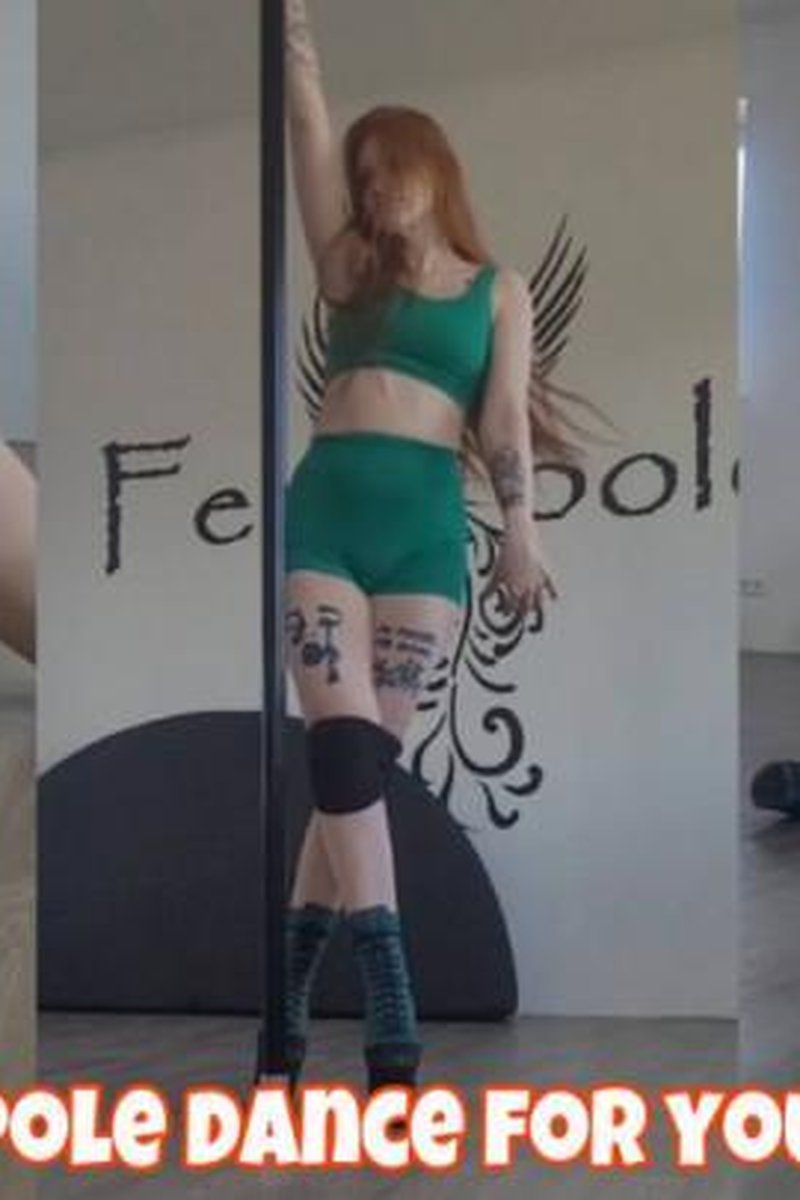 Pole Dance For You - Screenshot 1 of 4 - Dancer