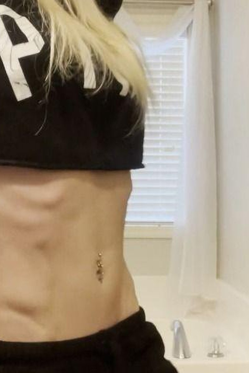 Dancing 2 - Screenshot 1 of 4 - Belly Dancing