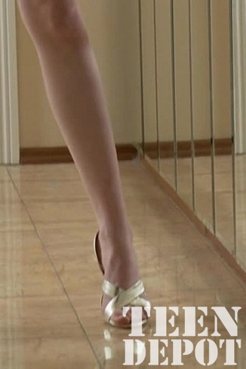 Elise - Screenshot 1 of 4 - Teen (18-22)