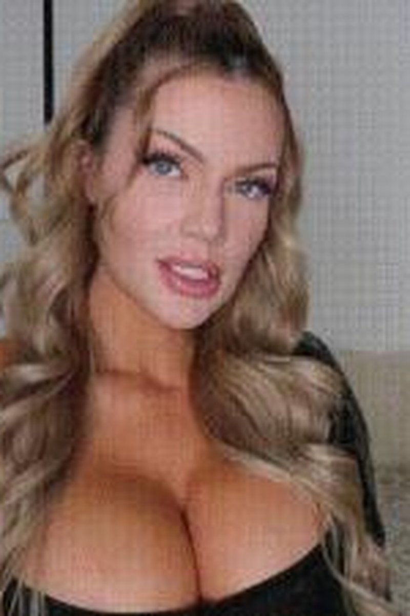 Real Men Only - Screenshot 1 of 4 - Cock Play