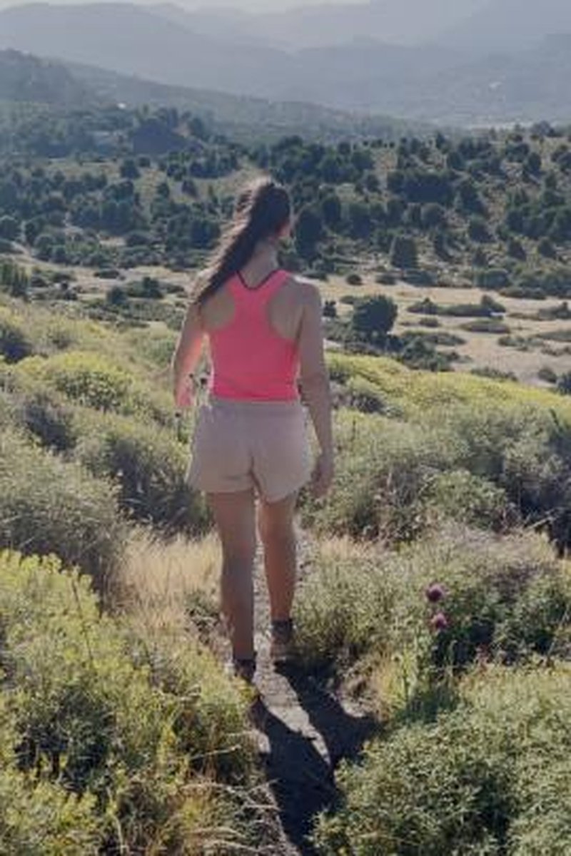 Going Down The Mountain - Screenshot 1 of 4 - Outdoors