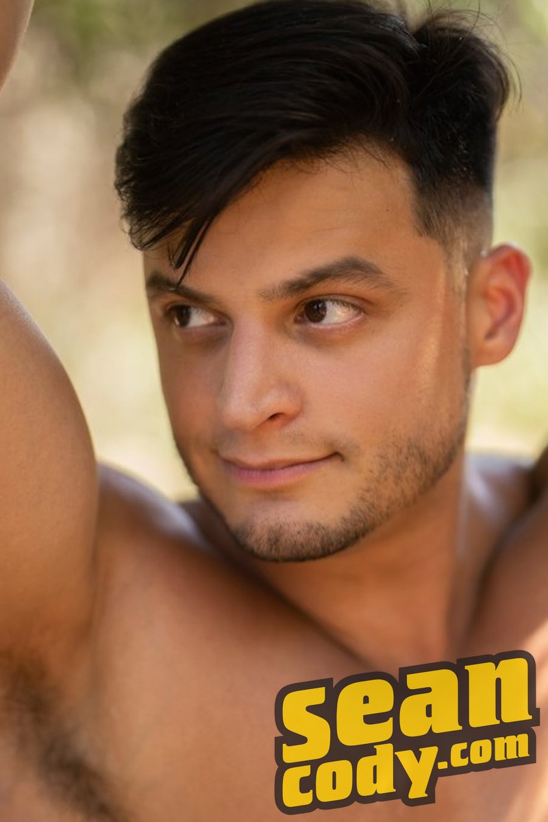 Axel - Screenshot 1 of 4 - Big Dick