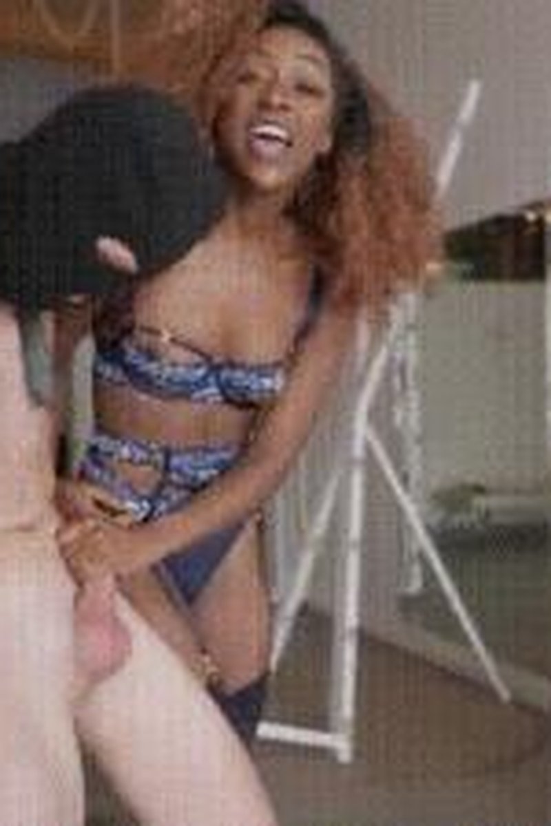 Ballbusting Target Practice - Screenshot 1 of 4 - Bondage