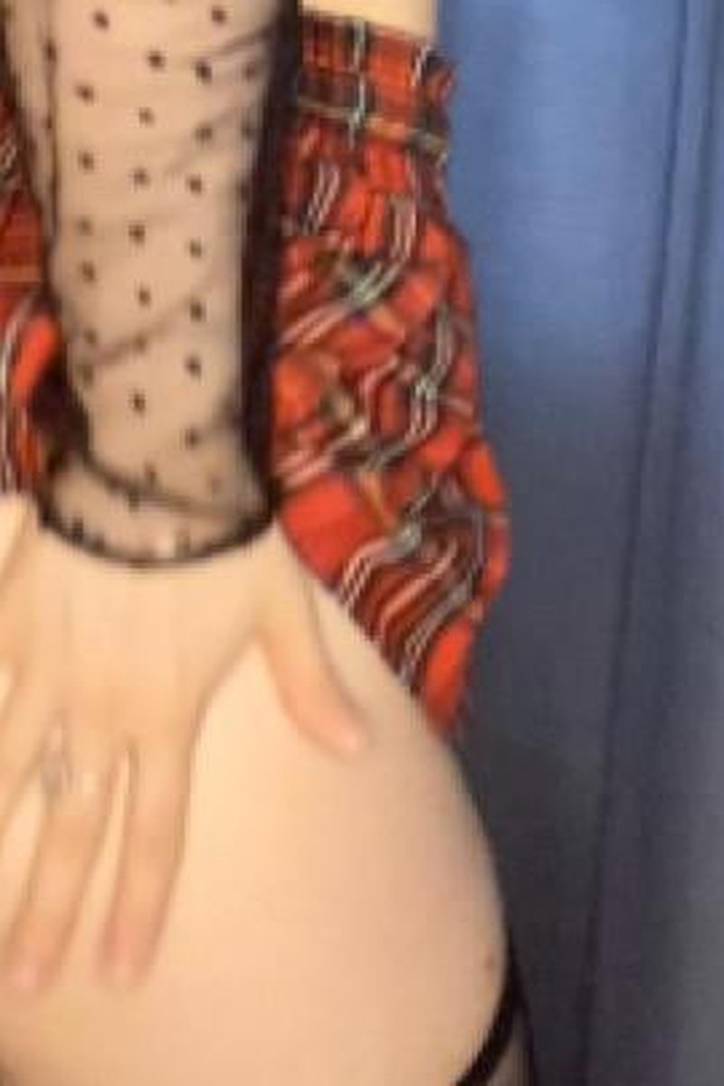 Dancing - Screenshot 1 of 4 - Big Ass