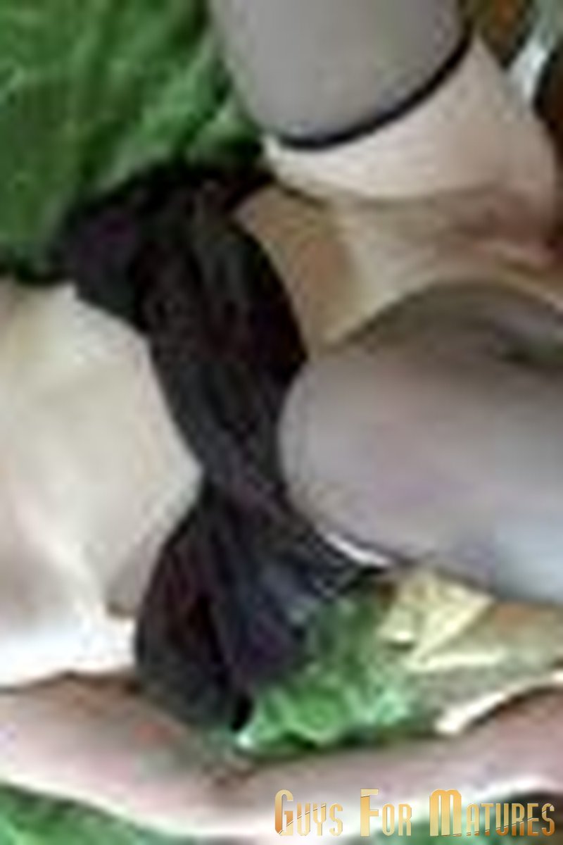 Viola D, Nicholas - Screenshot 1 of 4 - Viola D