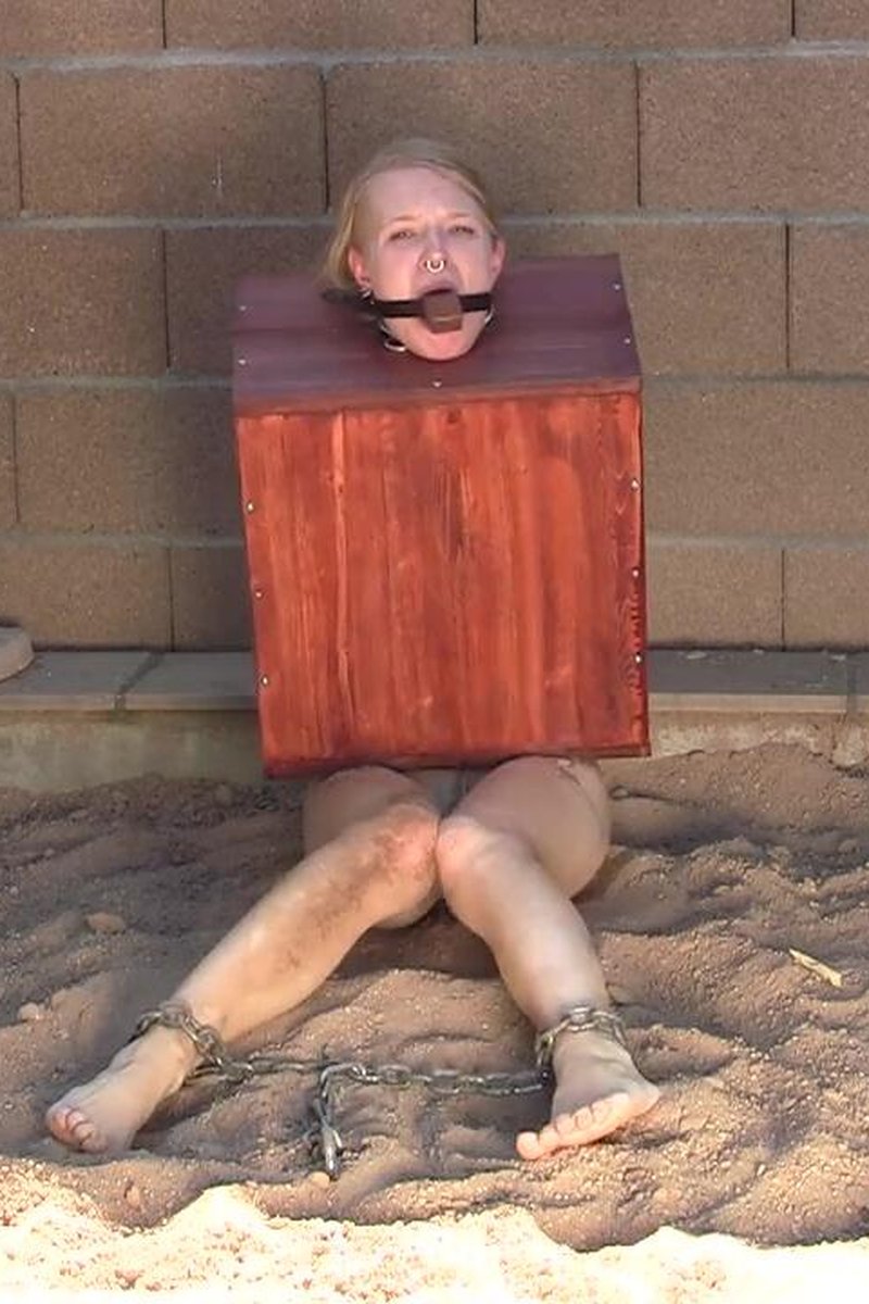 Garden Box - Screenshot 1 of 4 - Bondage