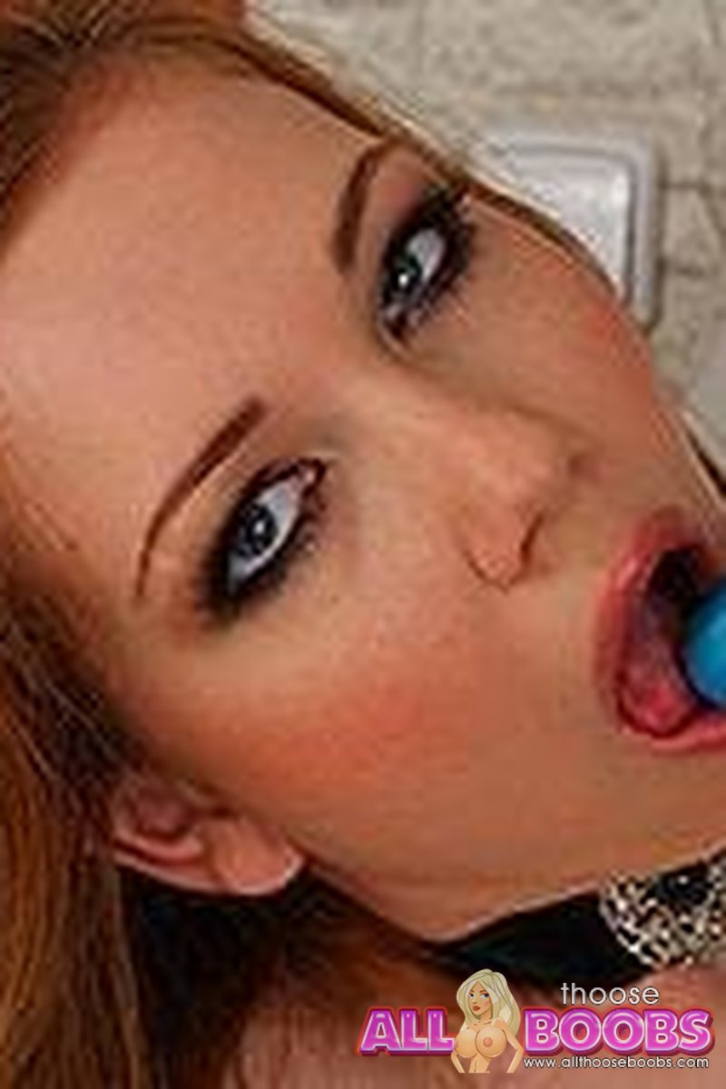 Naughty Daphne Pink in HD Video - Screenshot 1 of 4 - Daphne Pink