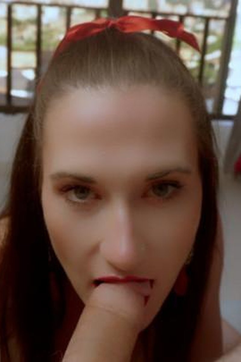 Innocent Babe Gets Destroyed - Screenshot 1 of 4 - Big Ass