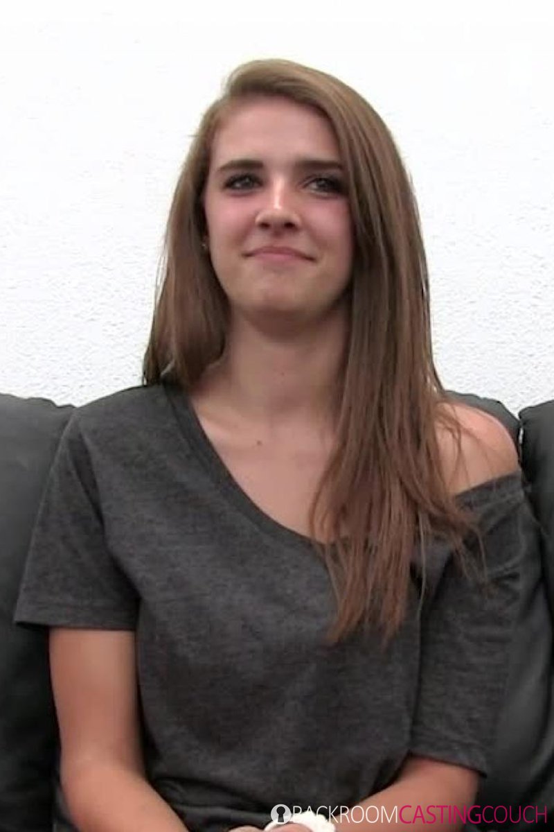 Mia - Screenshot 1 of 4 - Mia 160