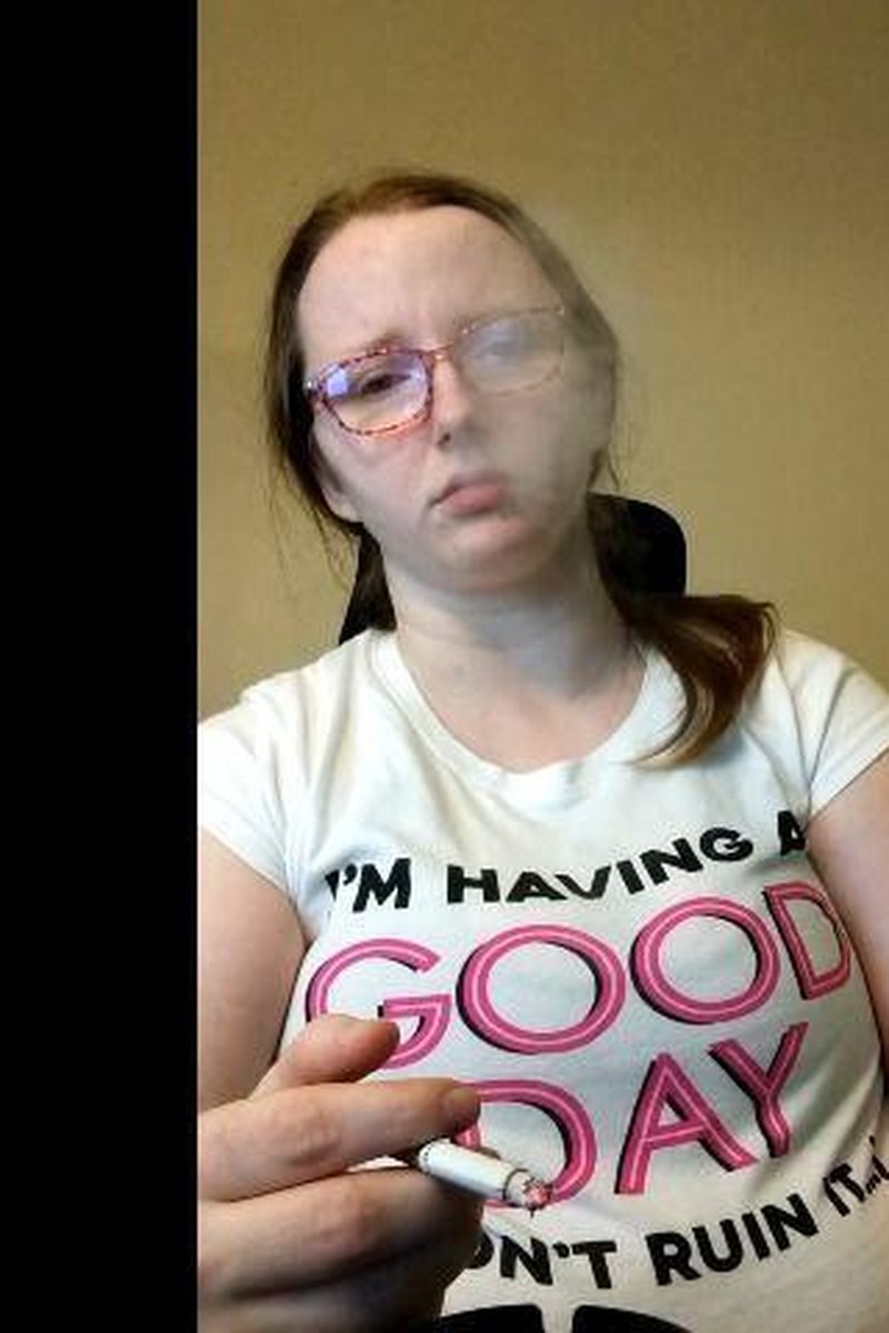 Smoking Hot - Screenshot 1 of 4 - BBW