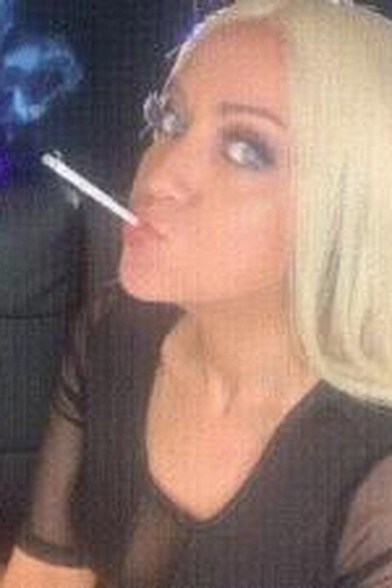 120 Vertical Dangling - Screenshot 1 of 4 - Cigarette Dangling