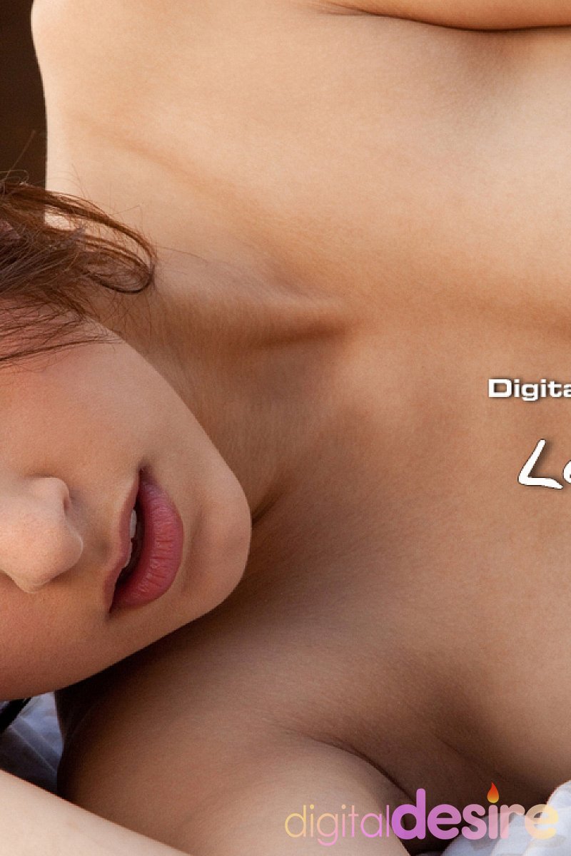 Lexi Bloom - Screenshot 1 of 4 - Brown Hair