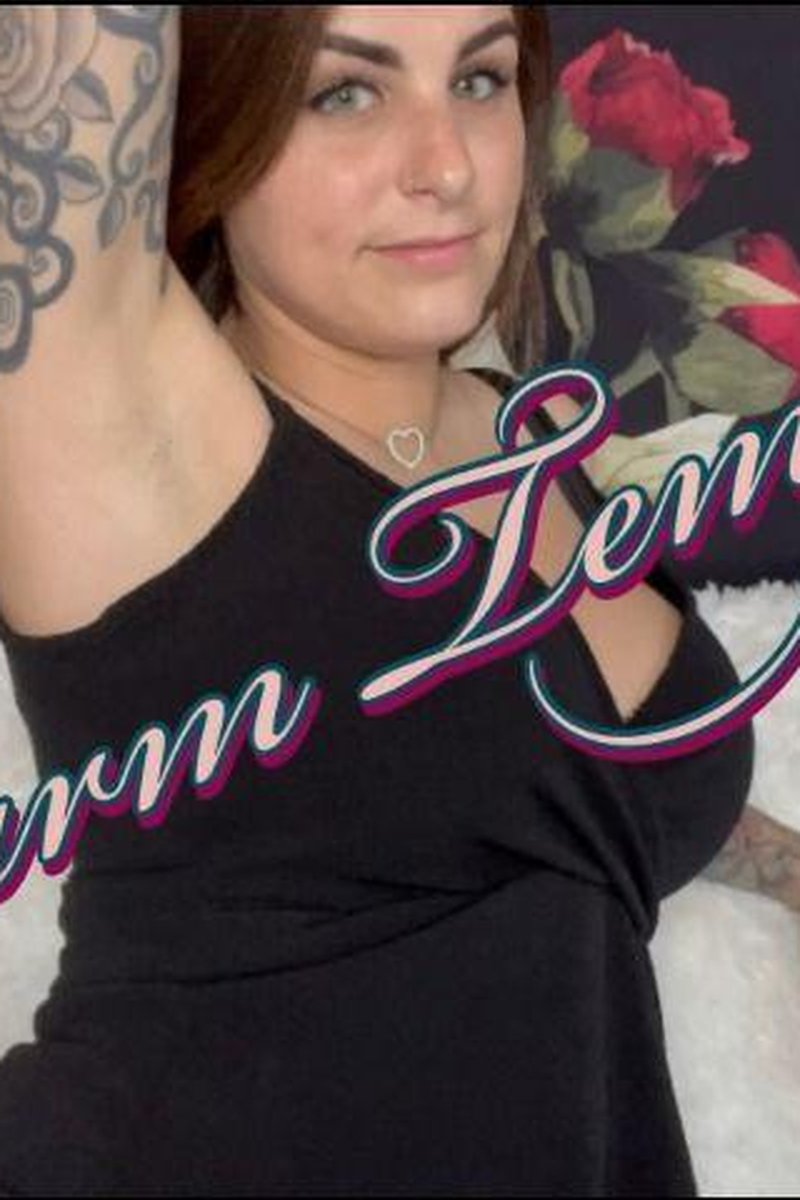 Underarm Temptation - Screenshot 1 of 4 - Armpit Fetish