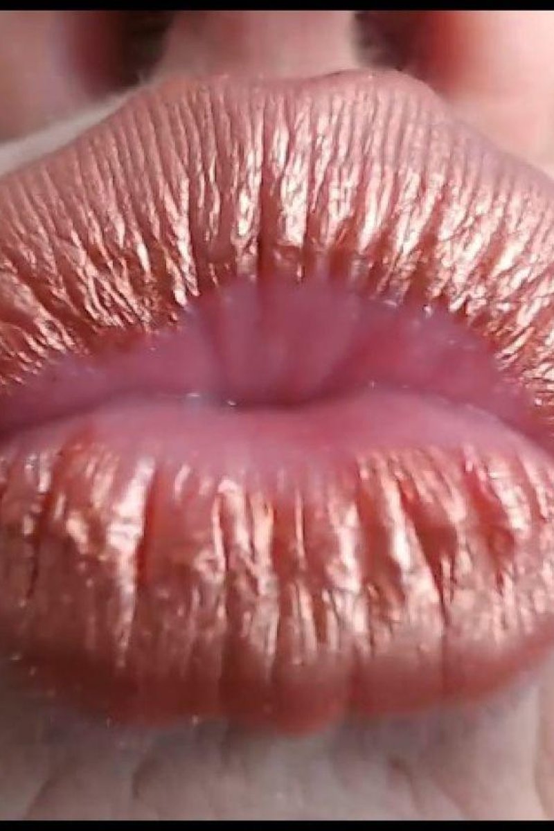 Copper Lipstick - Screenshot 1 of 4 - Biglips