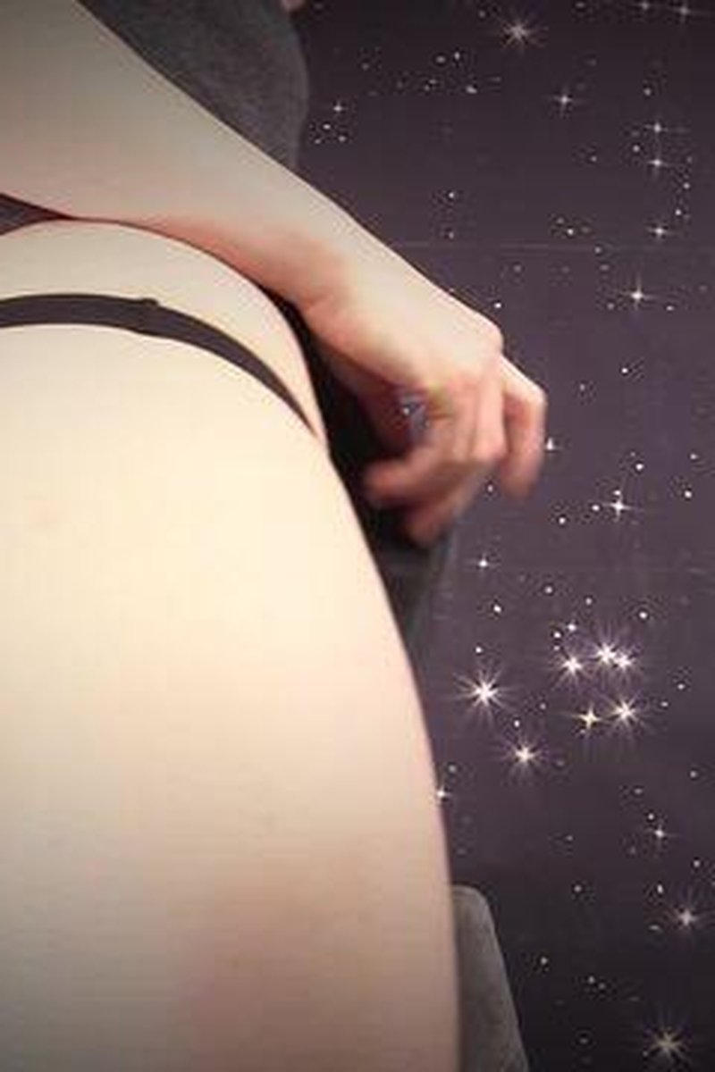 MILF Booty - Screenshot 1 of 4 - Anal