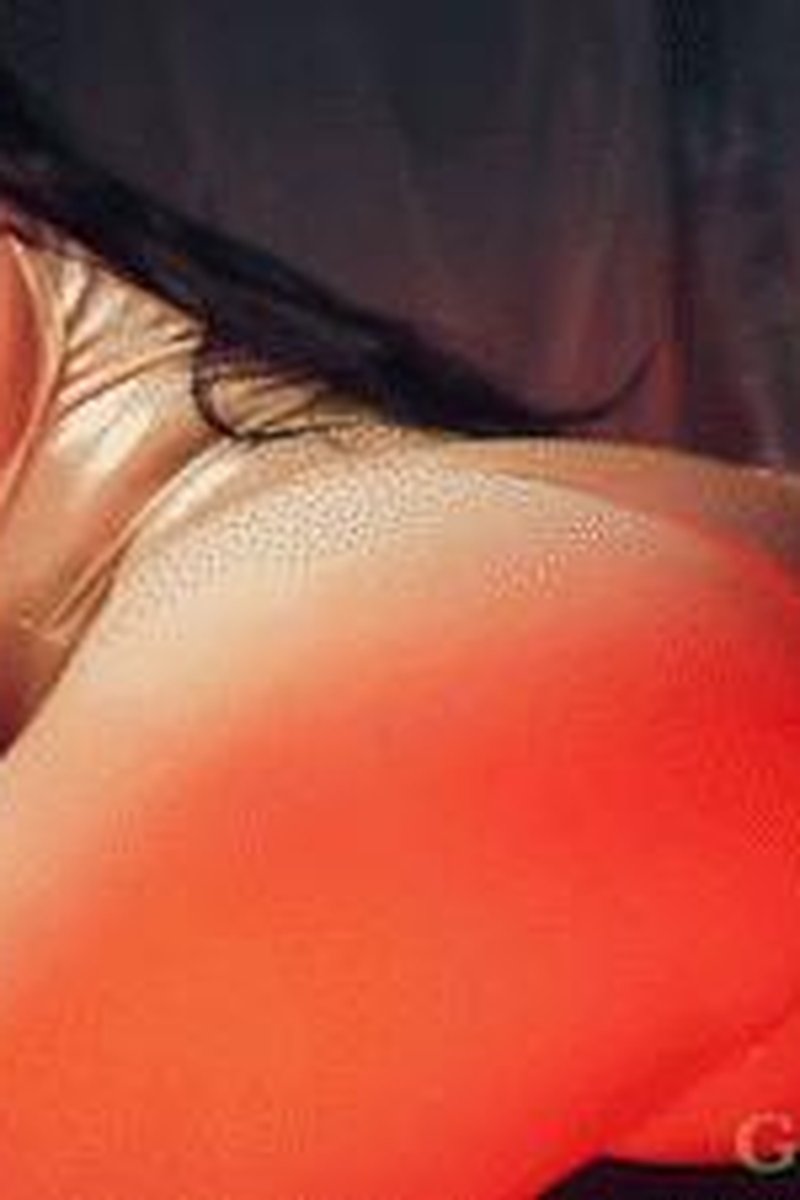 Red Hot Booty - Screenshot 1 of 4 - Ass Smothering