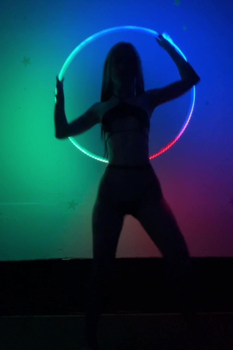 Dark Hula Hooping - Screenshot 1 of 4 - Dancing