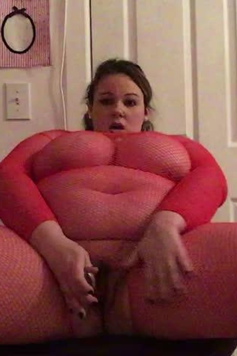 Post Striptease Squirt - Screenshot 1 of 4 - BBW