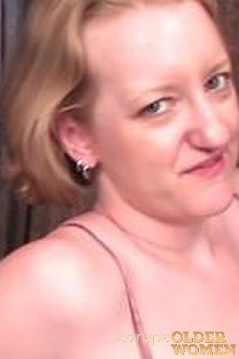 Anya - Screenshot 1 of 4 - Anya Volcov