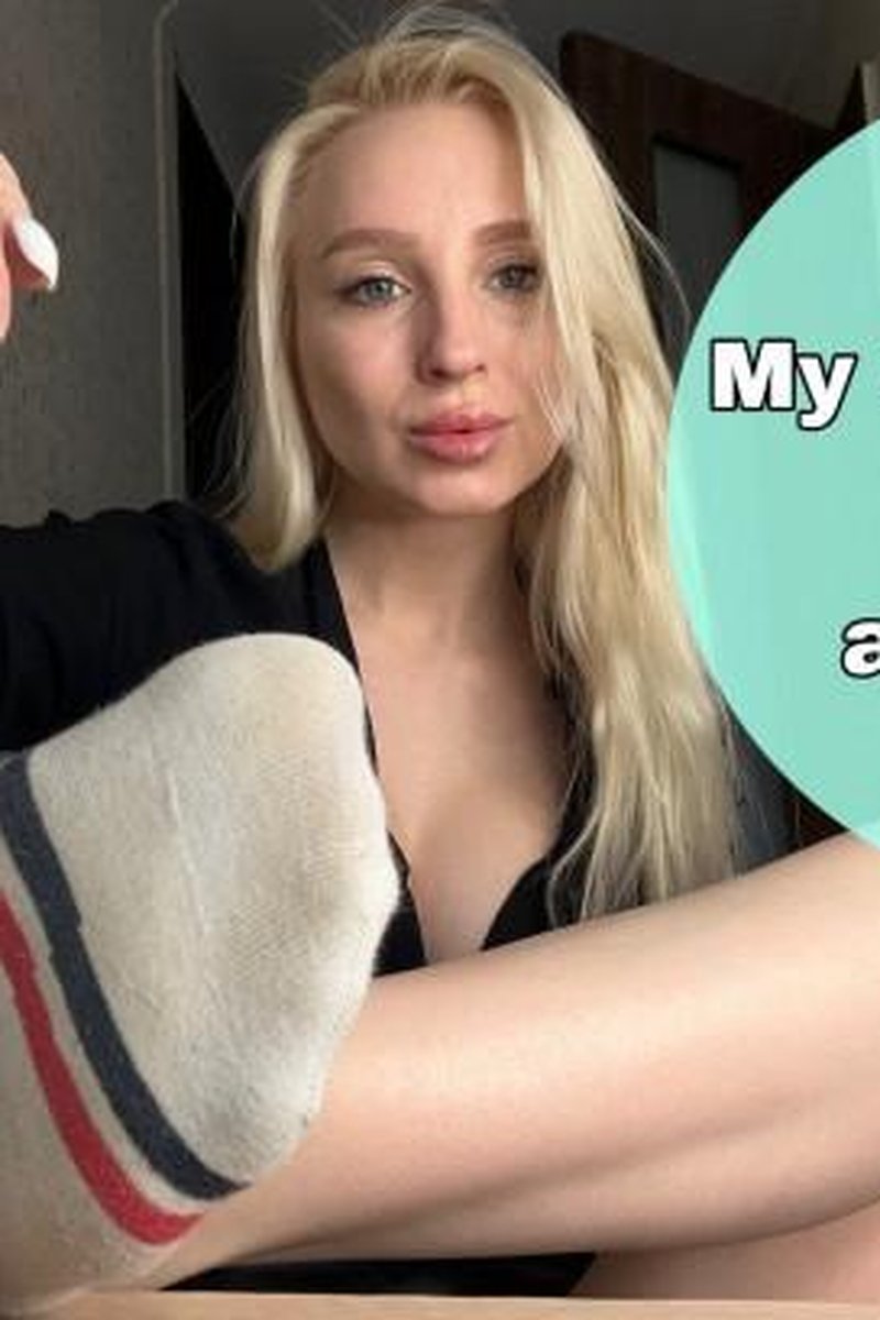Dirty Socks ******** - Screenshot 1 of 4 - Humiliation