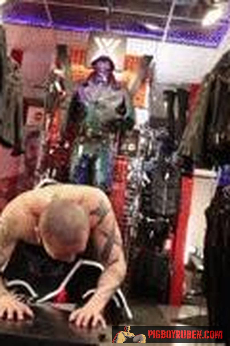 Thug Punishment - Screenshot 1 of 4 - Big Dick