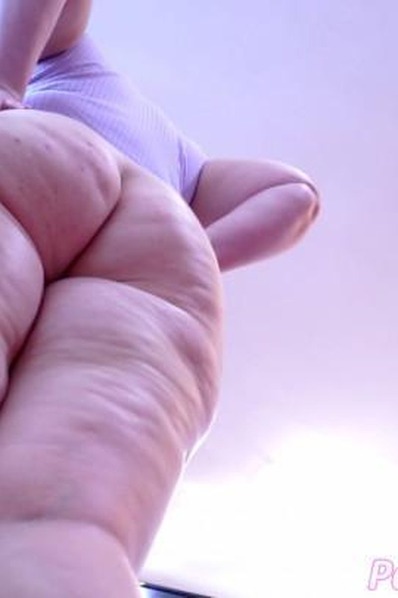 POV Shrunken Toilet Slave Flushed Away - Screenshot 1 of 4 - Farting